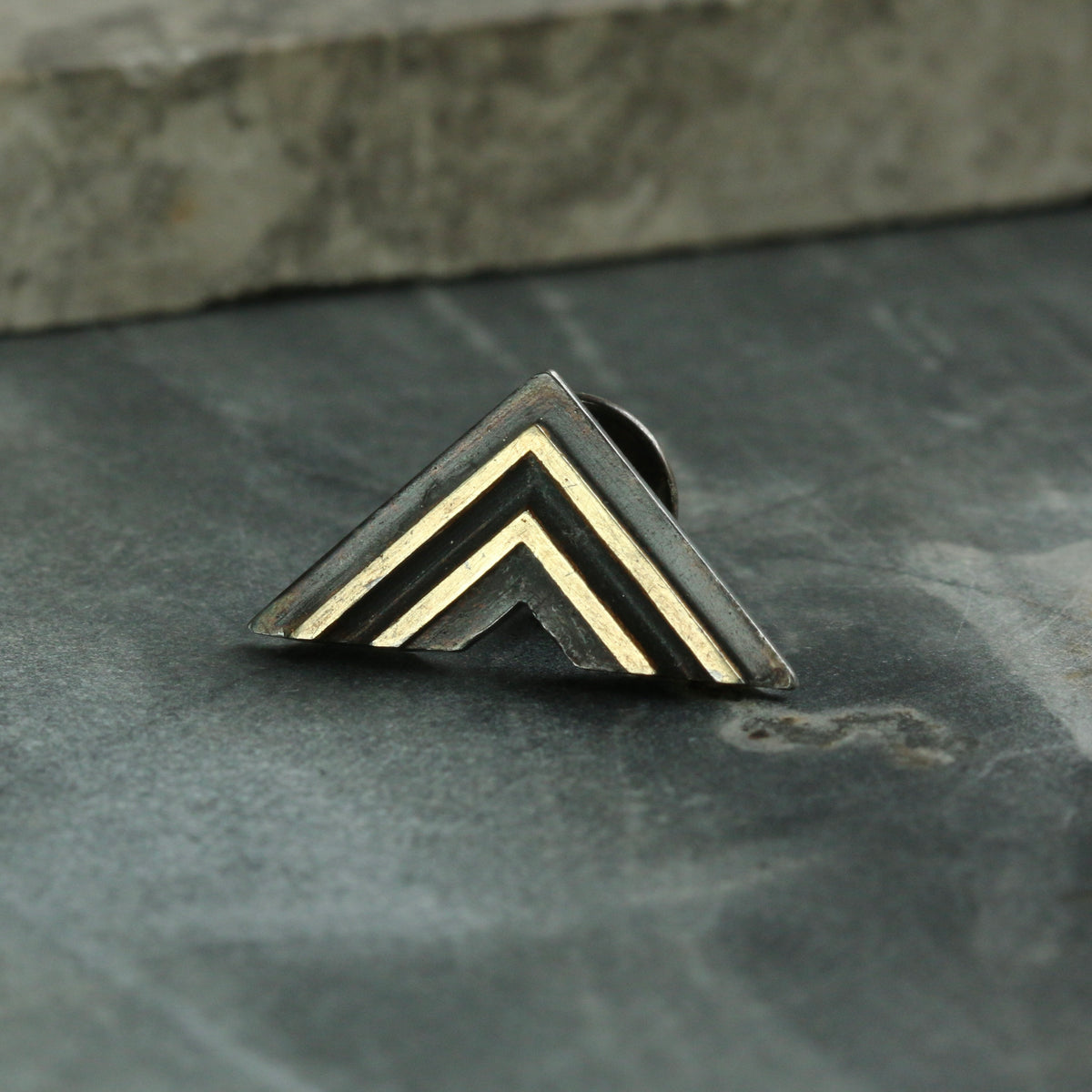 LABYRINTH Angle Brooch
