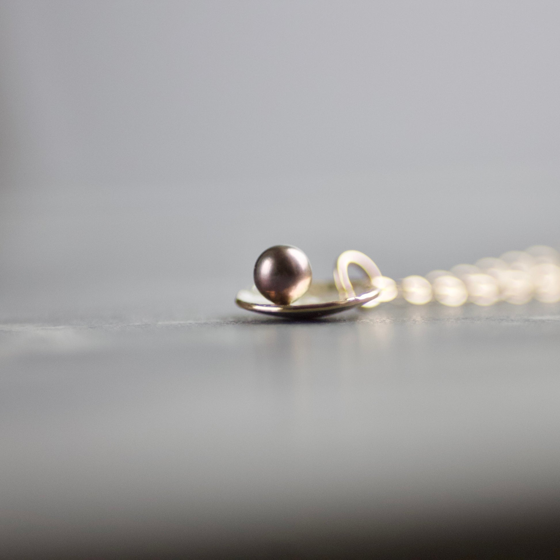 Peacock Pearl & 9ct Gold Delicate Pendant Necklace image 2