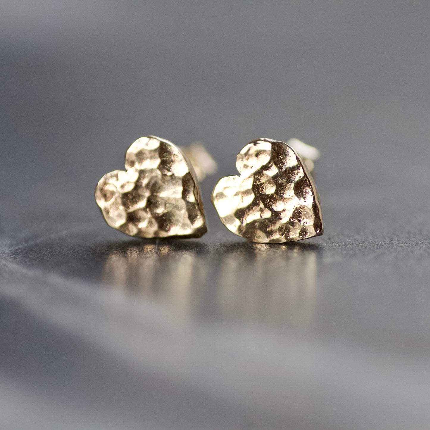 Solid 9ct Gold Hammered Heart Stud Earrings image 6