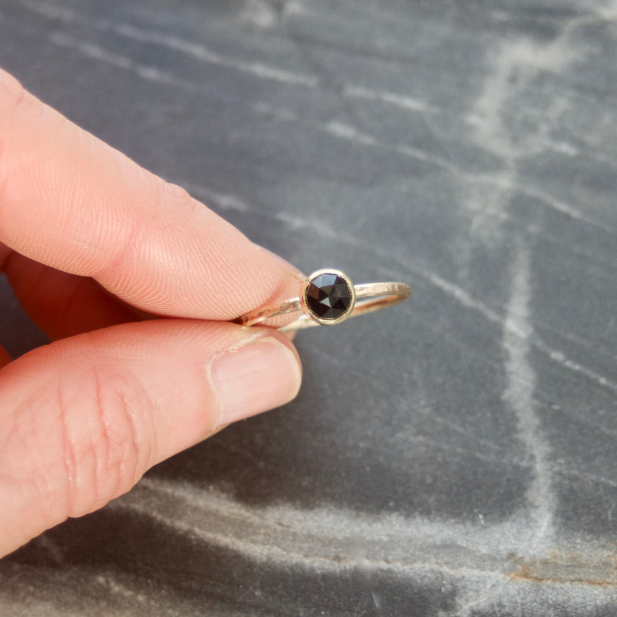 Solid 9ct Gold & Black Spinel Skinny Stacking Ring UK Size S ½ image 5