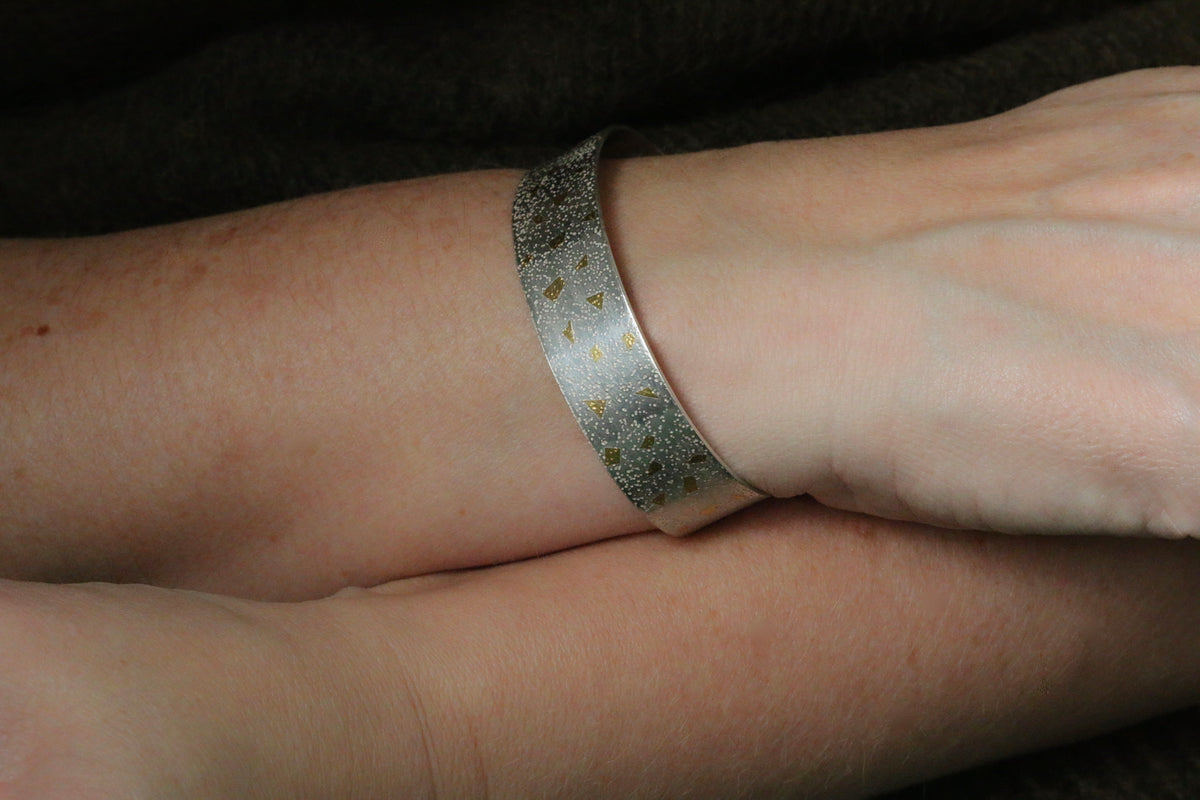 Keum Boo Confetti Cuff