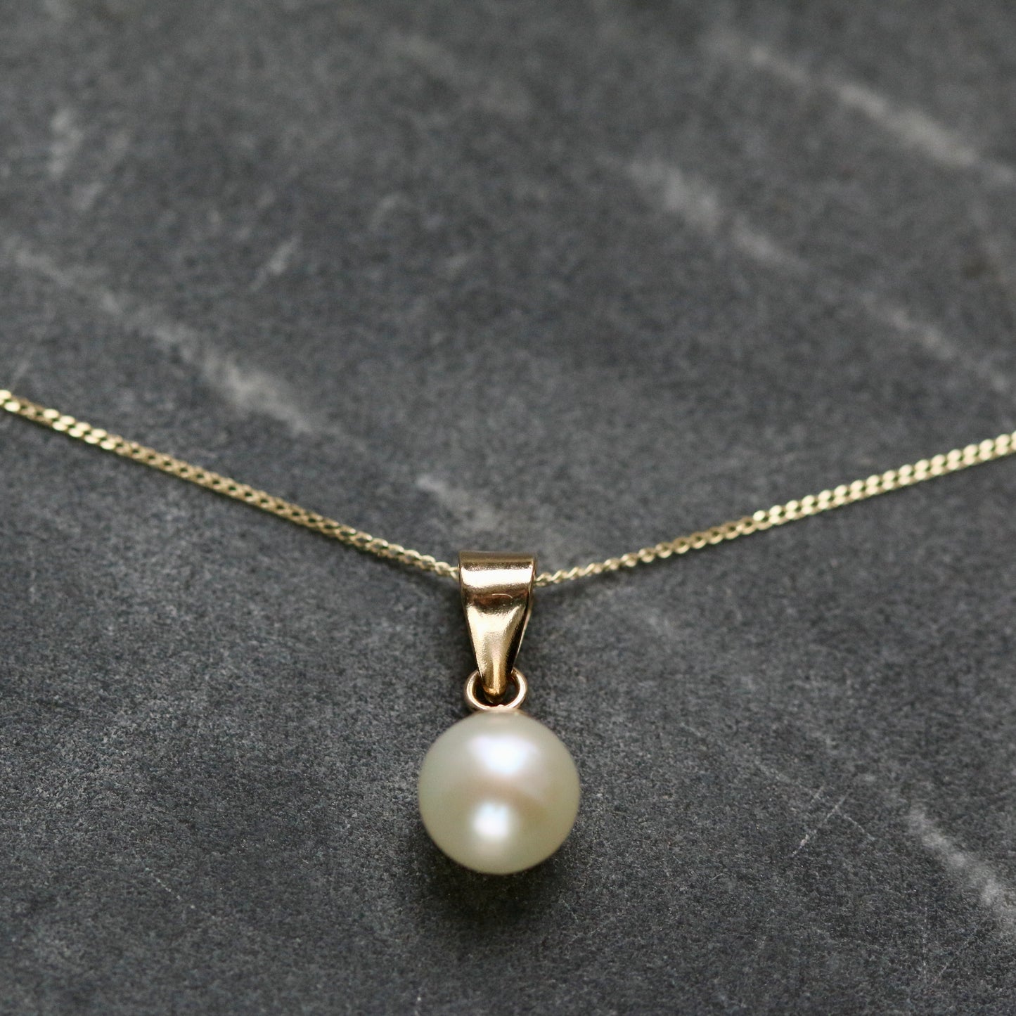 9ct Gold & Pearl Set image 3