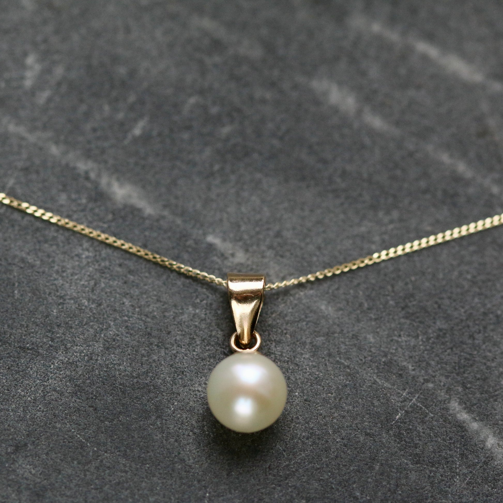 9ct Gold & Pearl Set image 3
