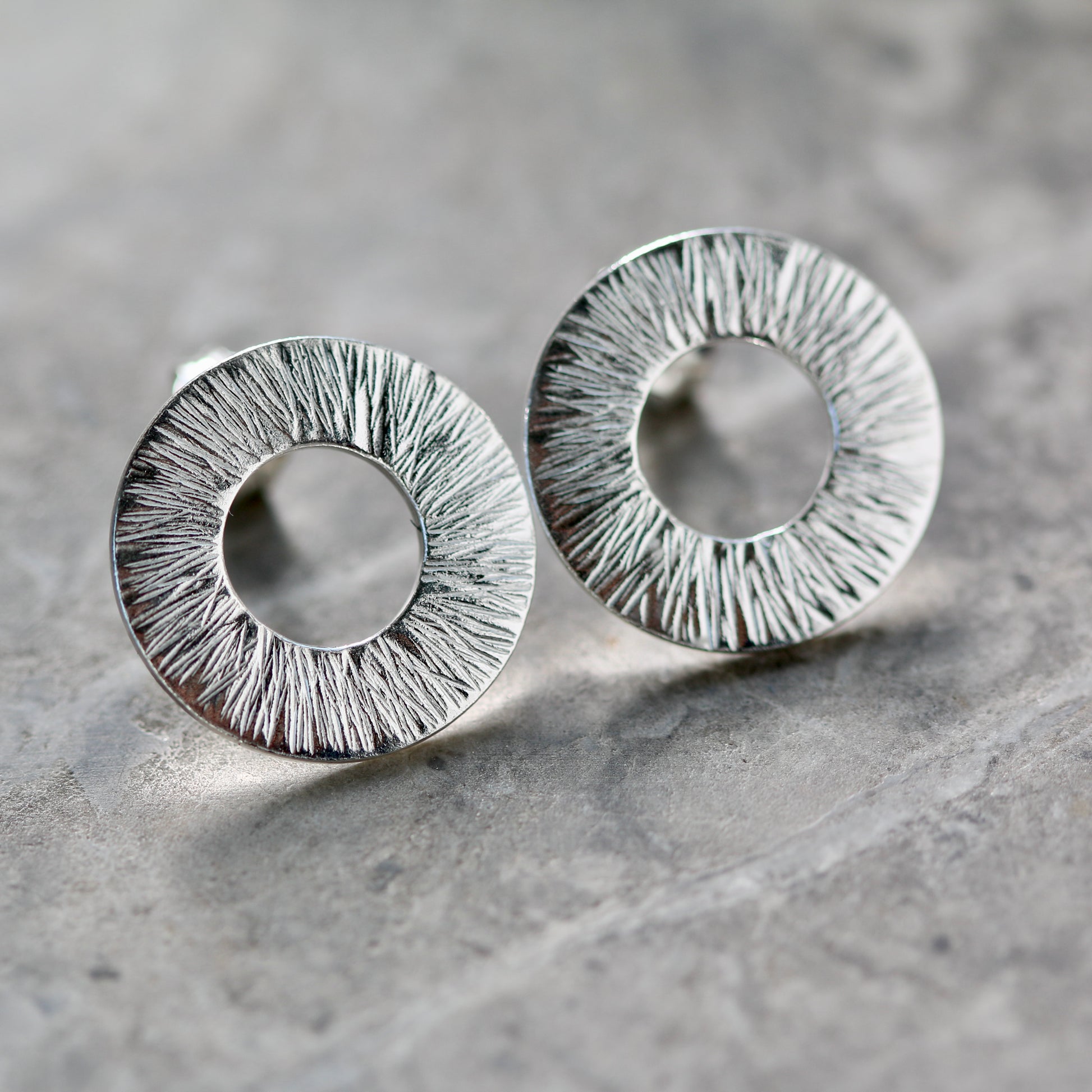 Radiate Washer Studs image 3