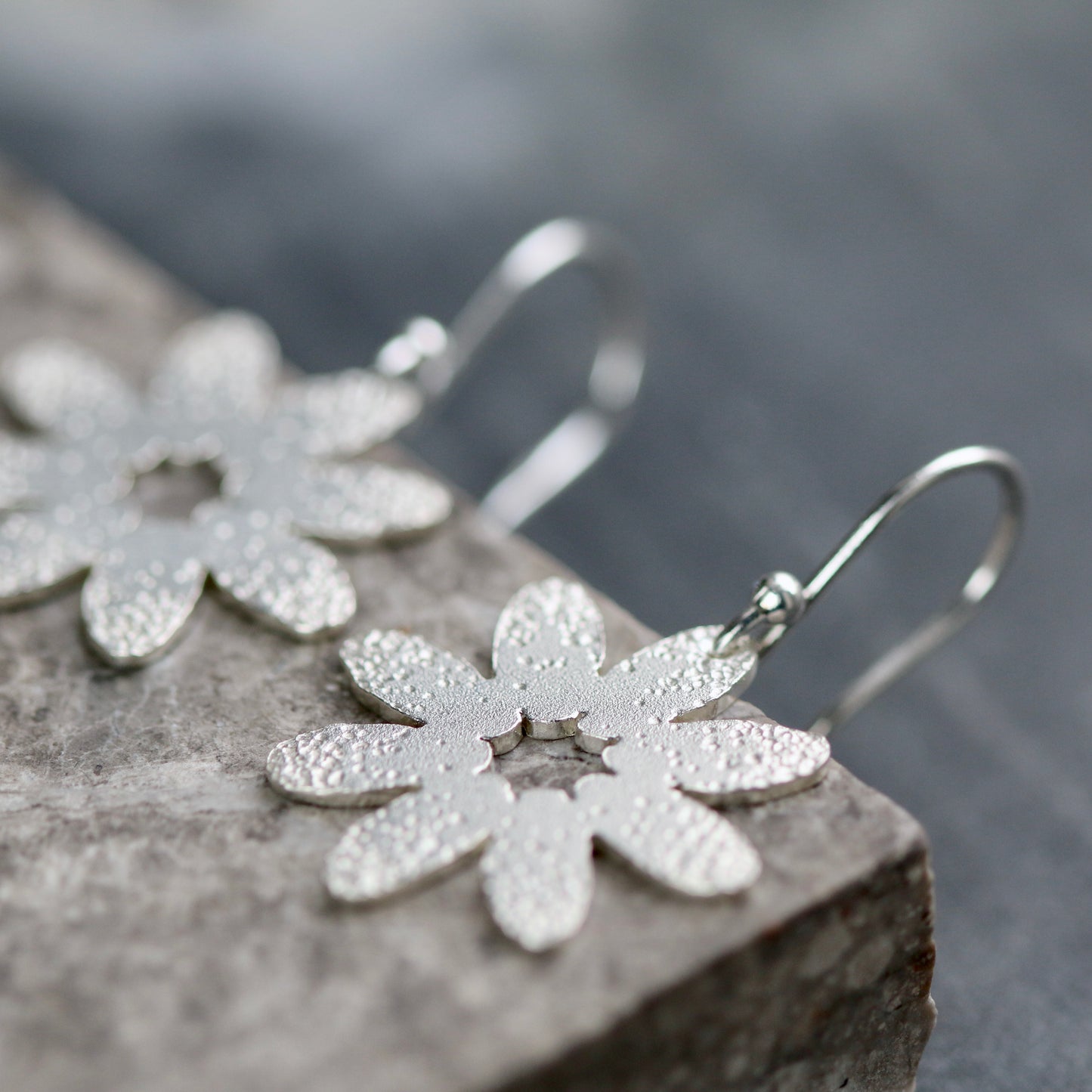 Floral Dot Textured Drop Earrings image 4