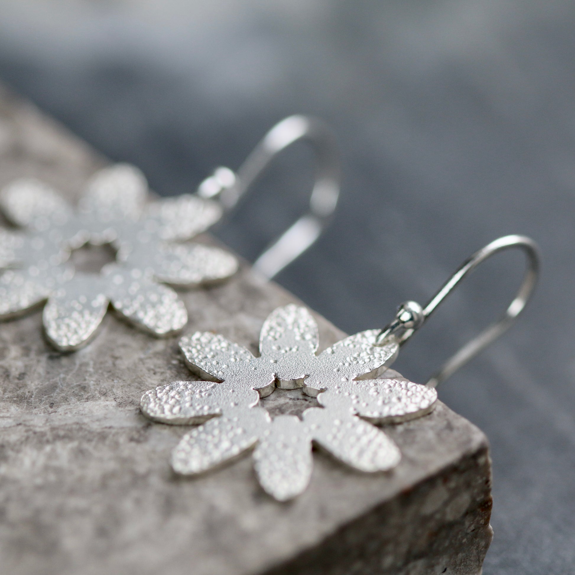 Floral Dot Textured Drop Earrings image 4