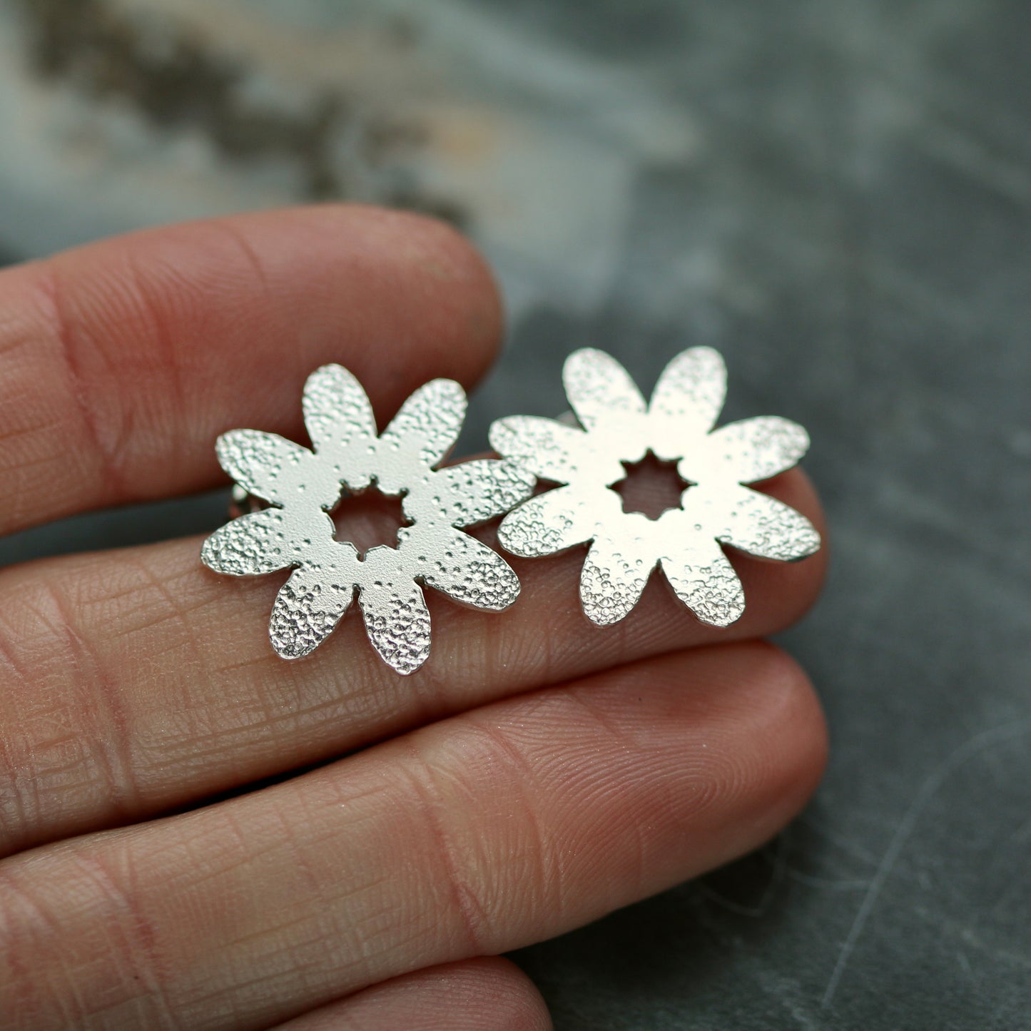 Floral Dot Textured Stud Earrings image 2