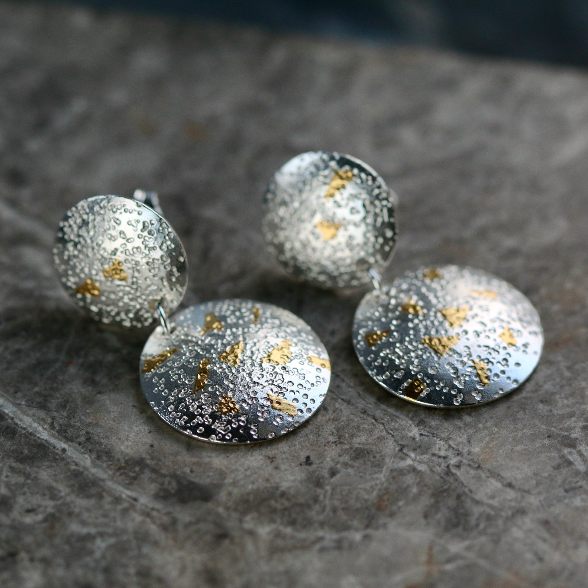 Keum Boo Double Circle Confetti Drop Earrings image 0