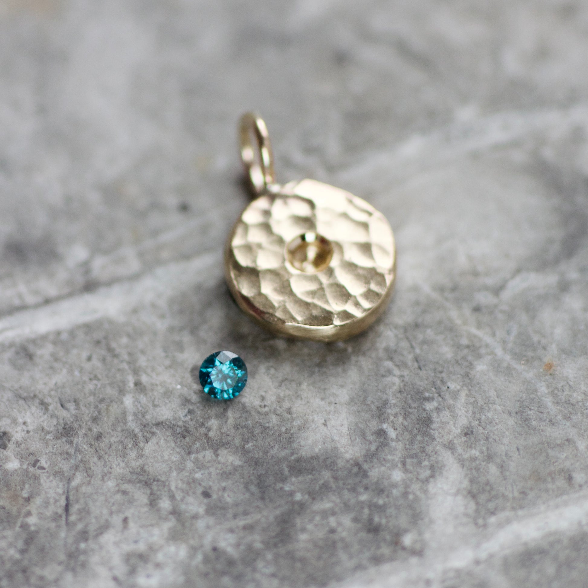 Blue Diamond & Recycled Solid 9ct Yellow Gold Pebble Pendant NecklaceBlue image 4