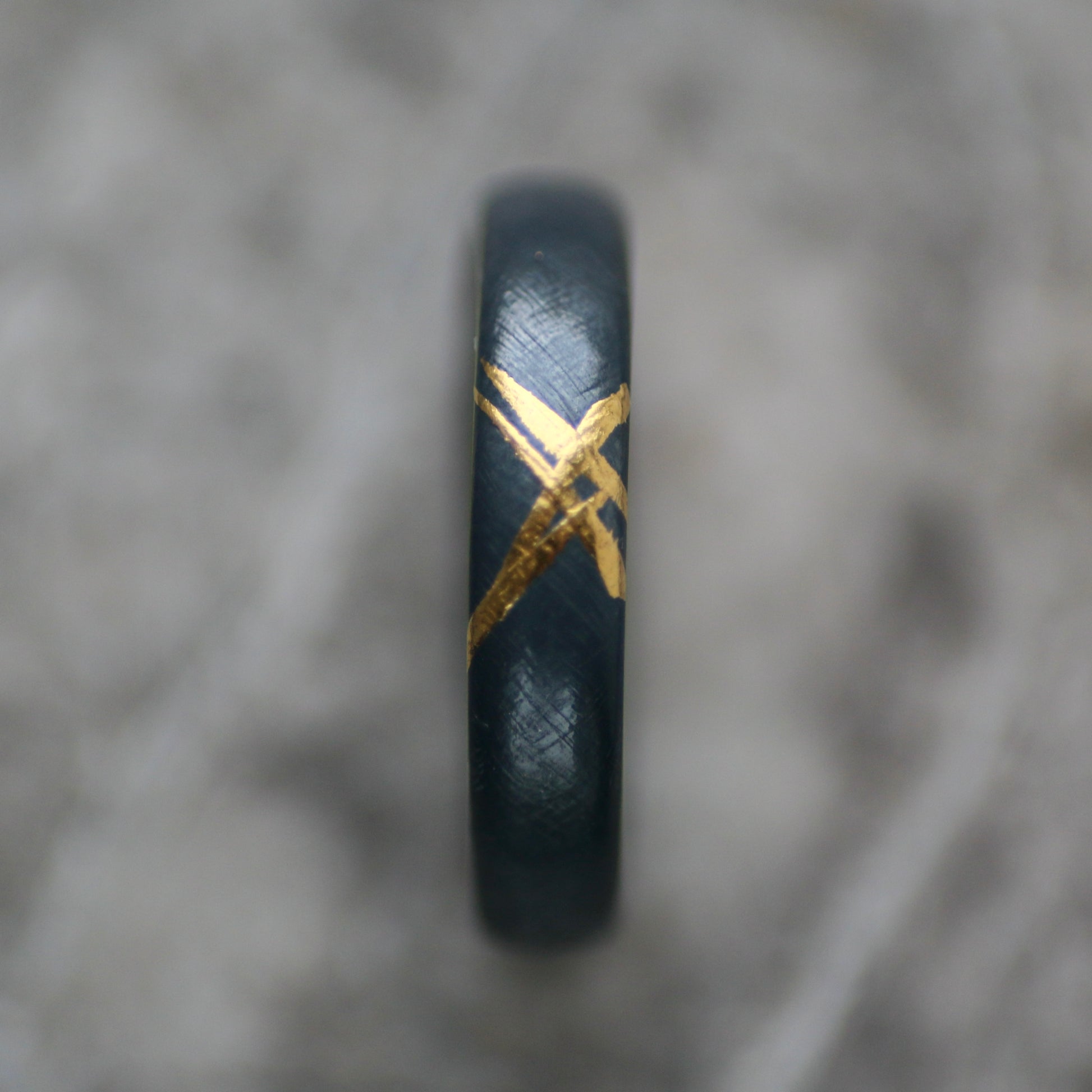 Oxidised Cross Hatch Silver & Gold Textured Chunky Ring image 2