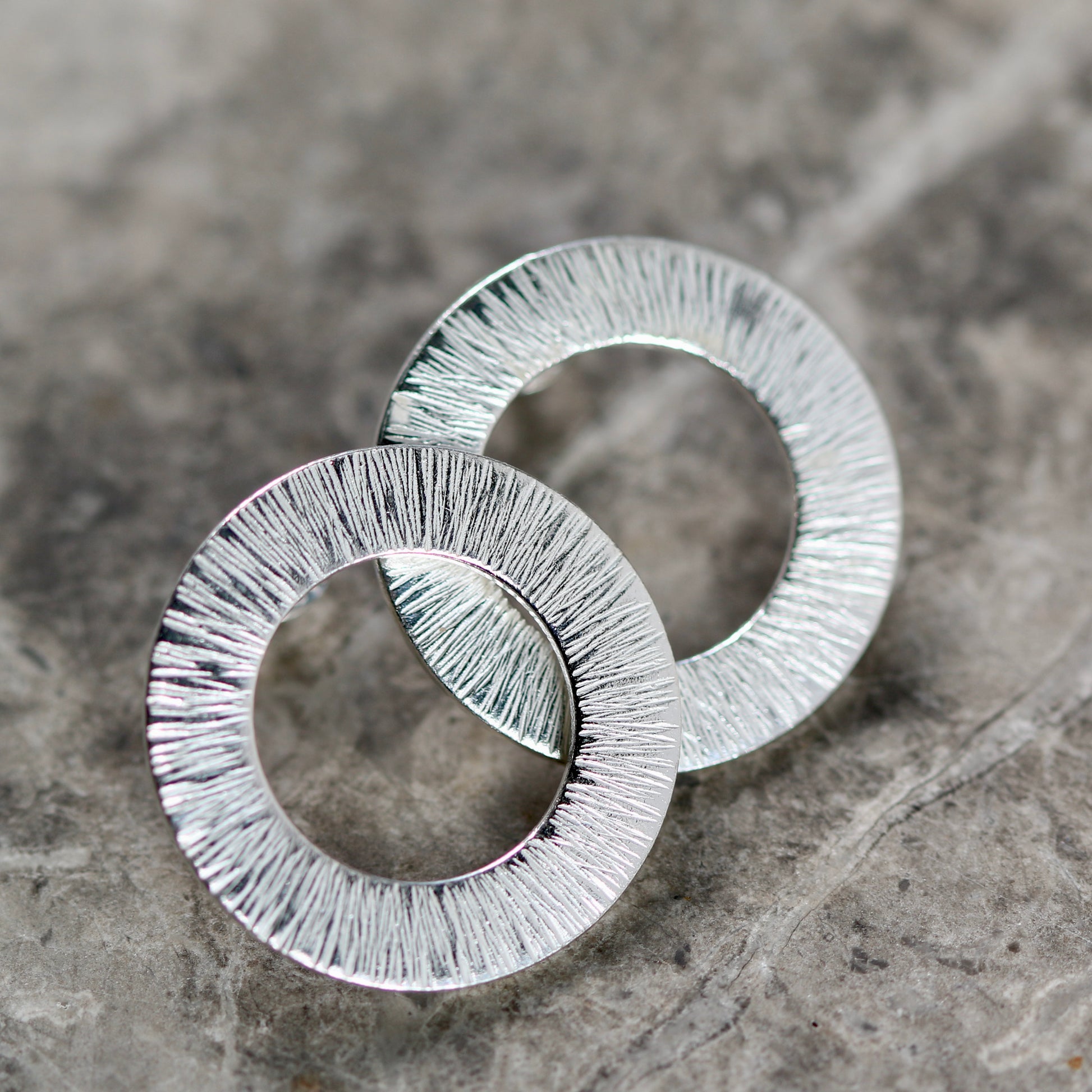 Radiate Washer Studs image 7