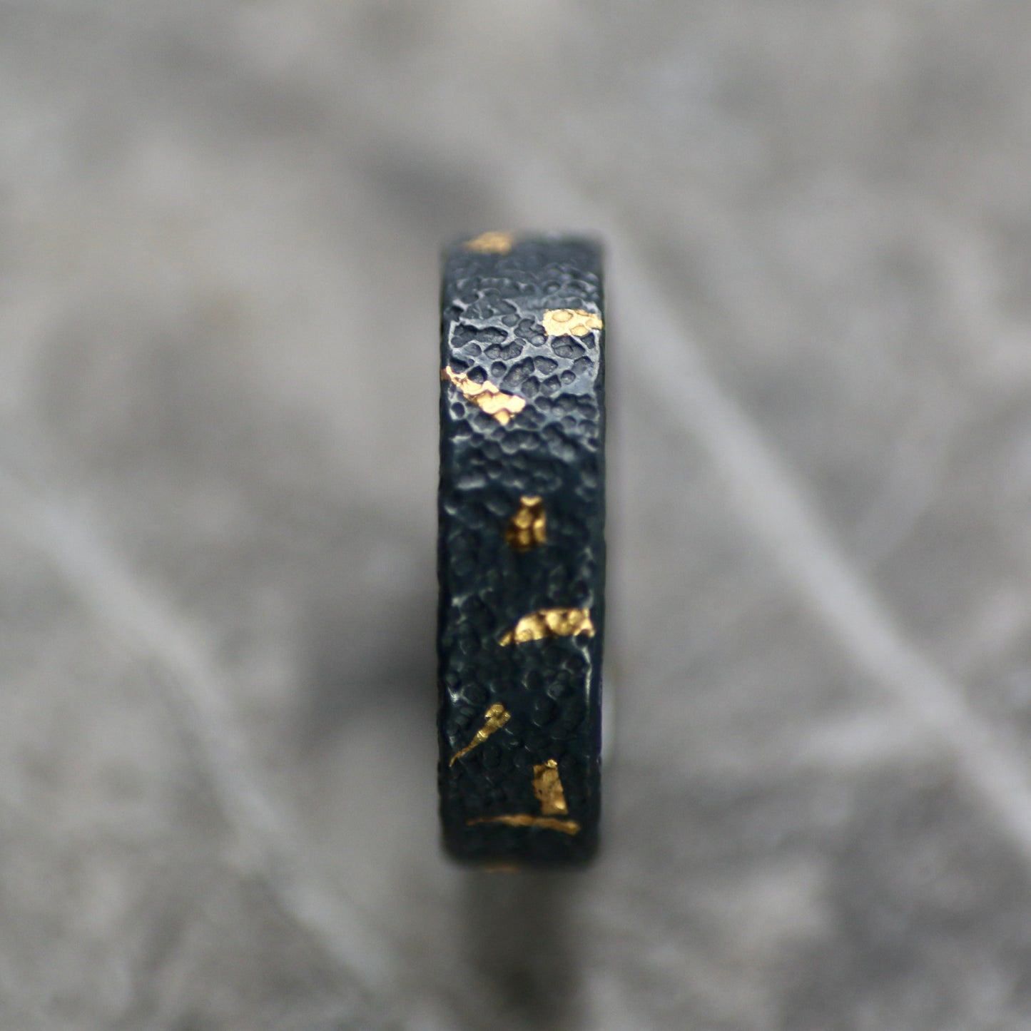 Oxidised Confetti Keum Boo Silver & Gold Textured 4mm Ring image 1