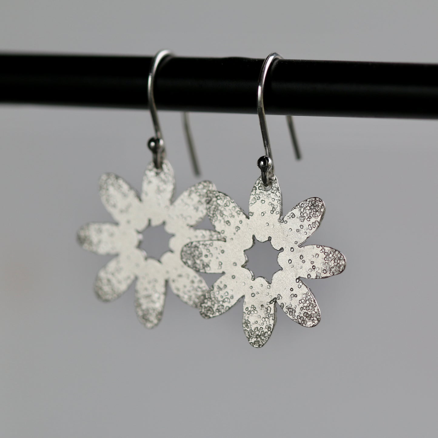 Floral Dot Textured Drop Earrings image 3