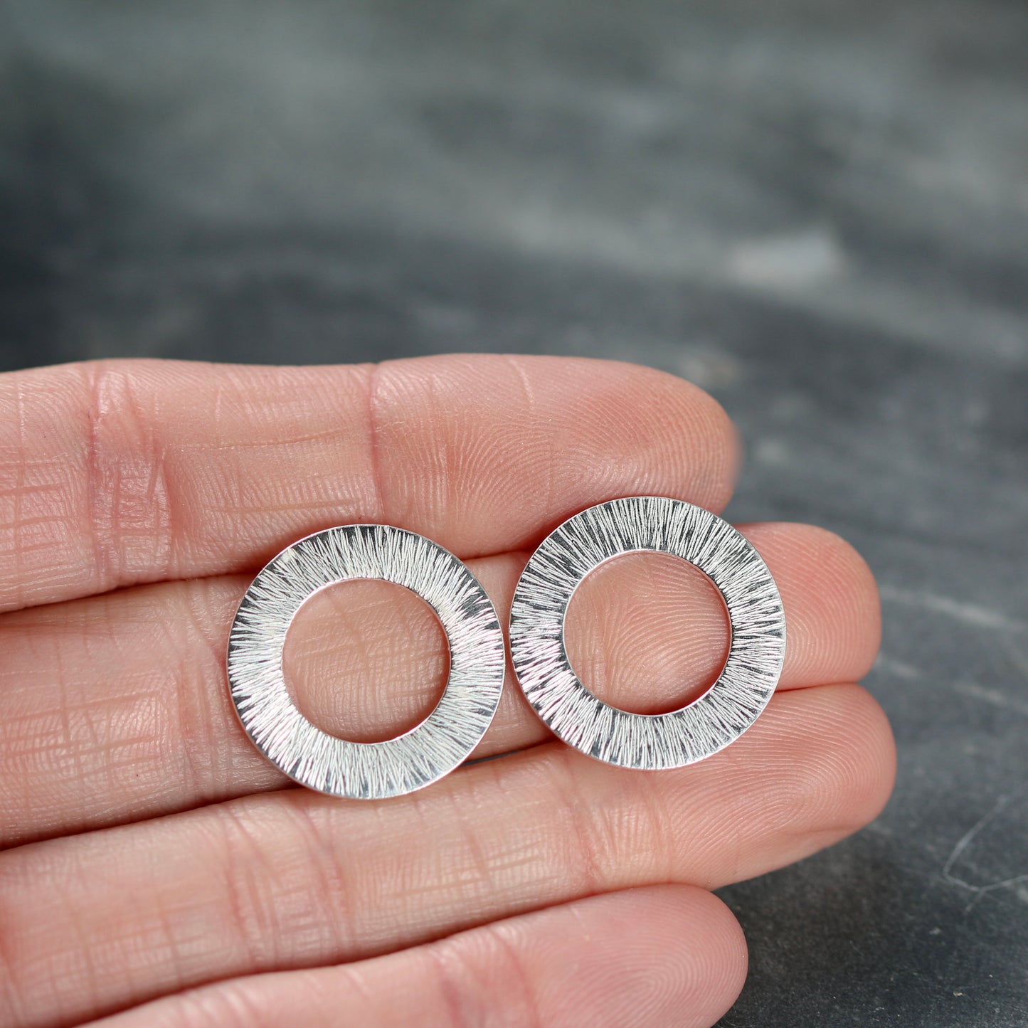 Radiate Washer Studs image 8