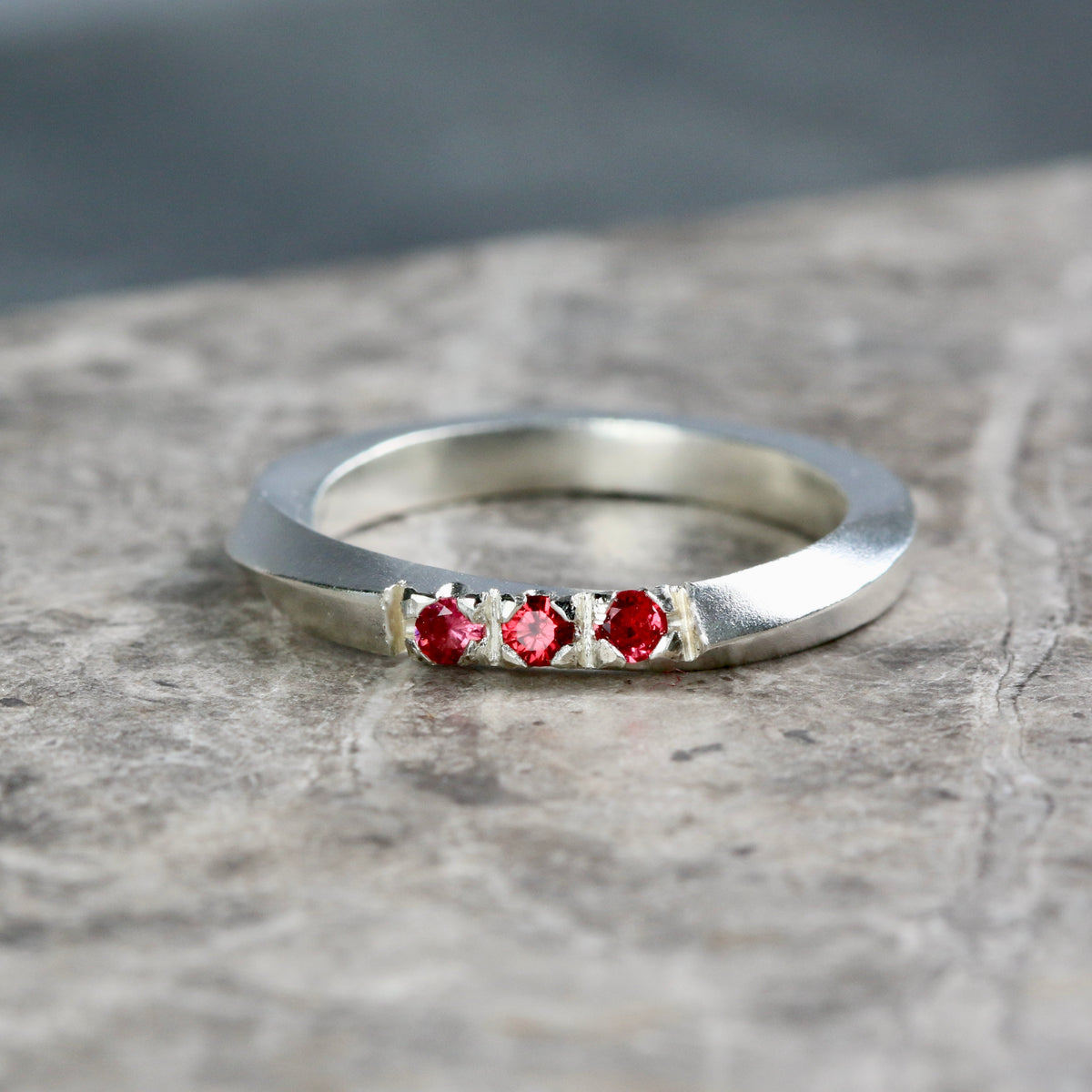 Spinel Silver Twist Ring - UK size M.5 image 5