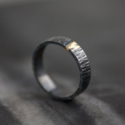 Oxidised Silver & Gold Linear Textured 4mm Ring image 4