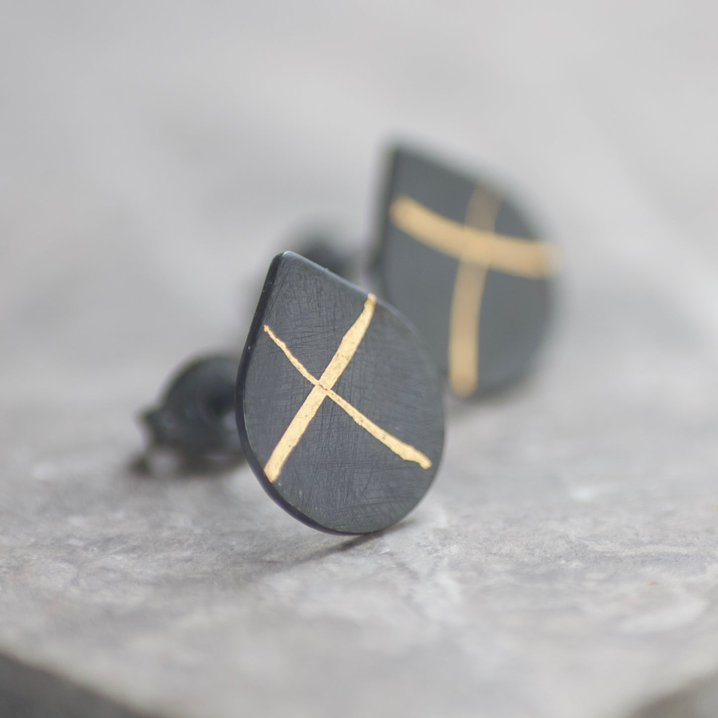 LC Oxidised 10mm X Keum Boo Stud Earrings image 3