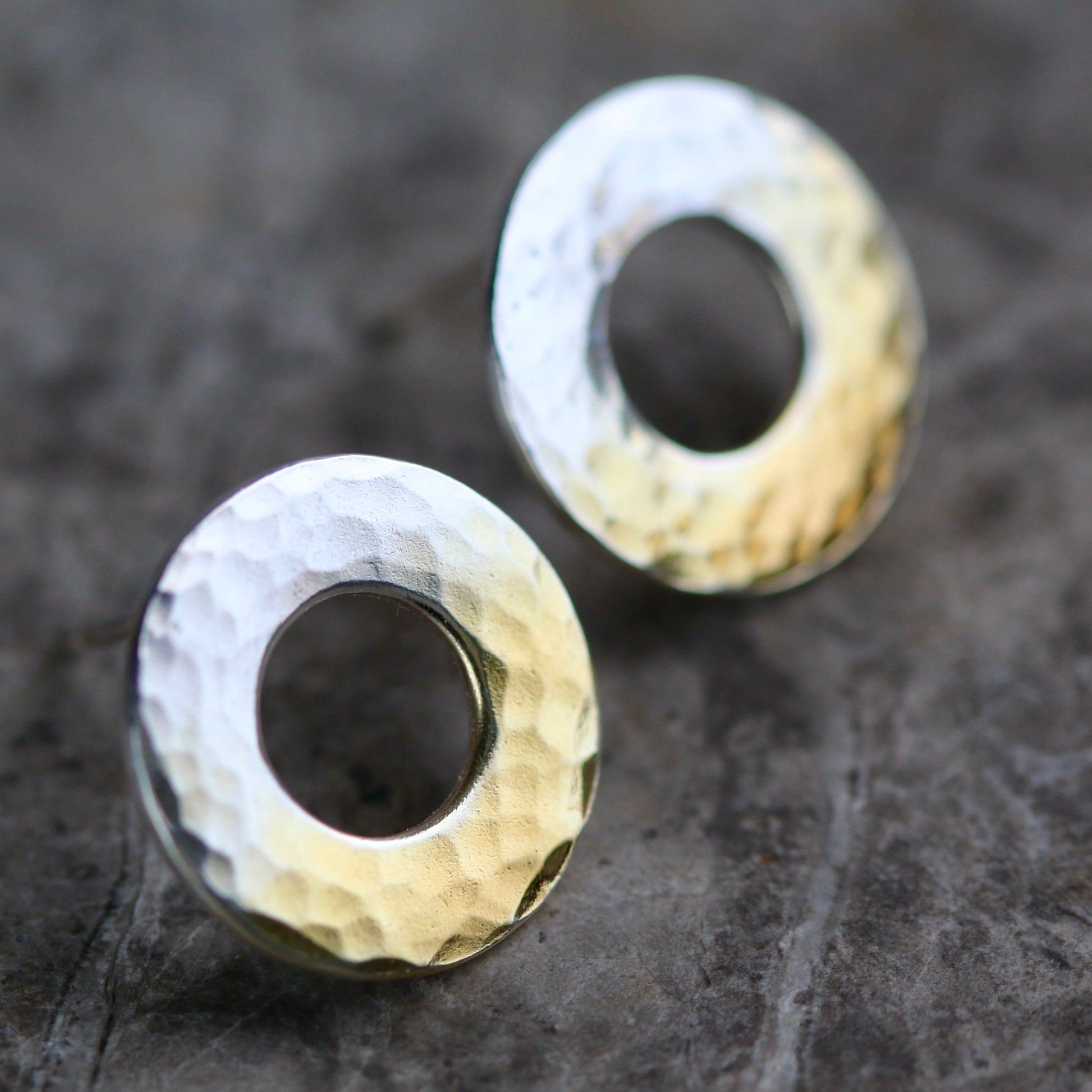 15mm Fade Hammered Wide Washer Studs image 4