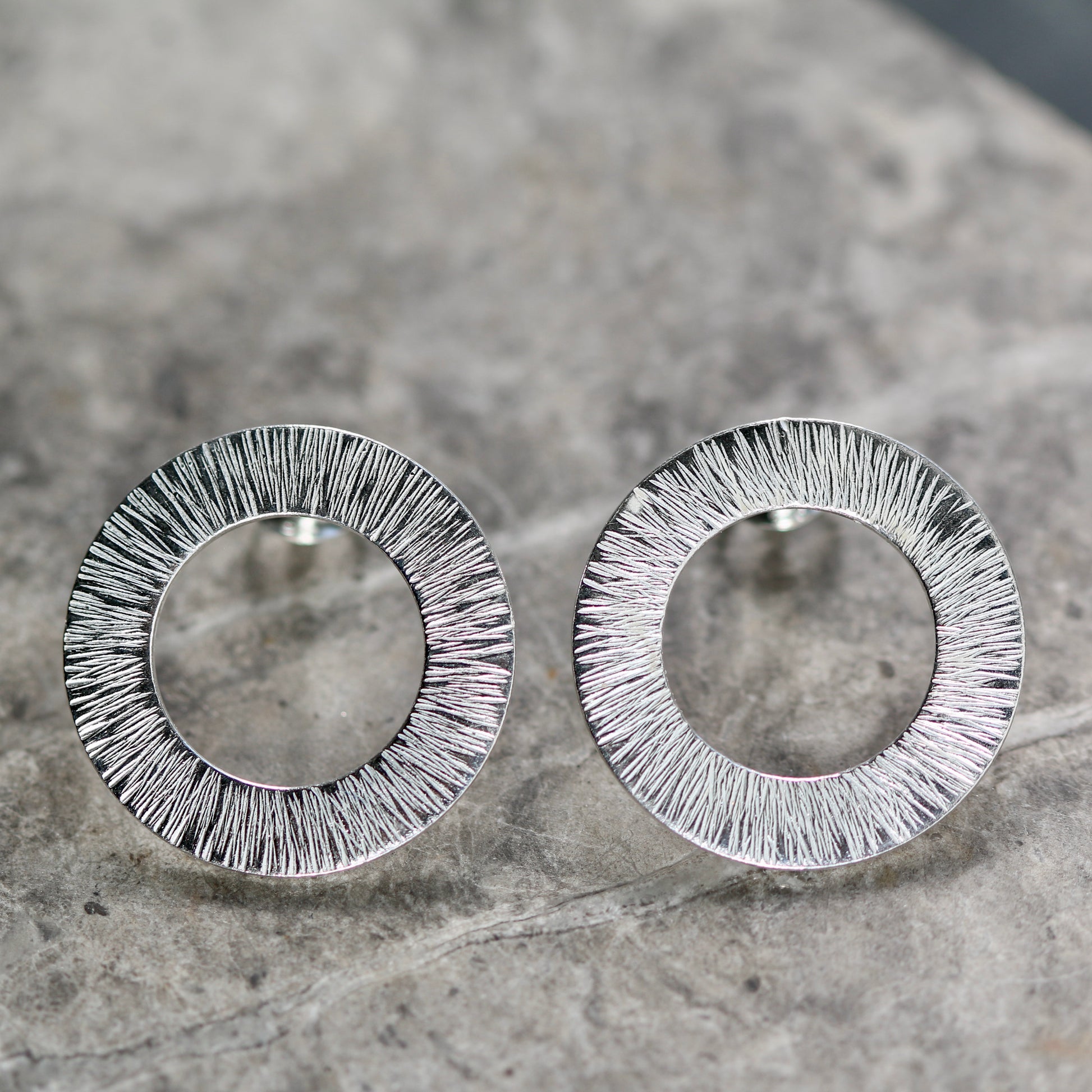 Radiate Washer Studs image 6