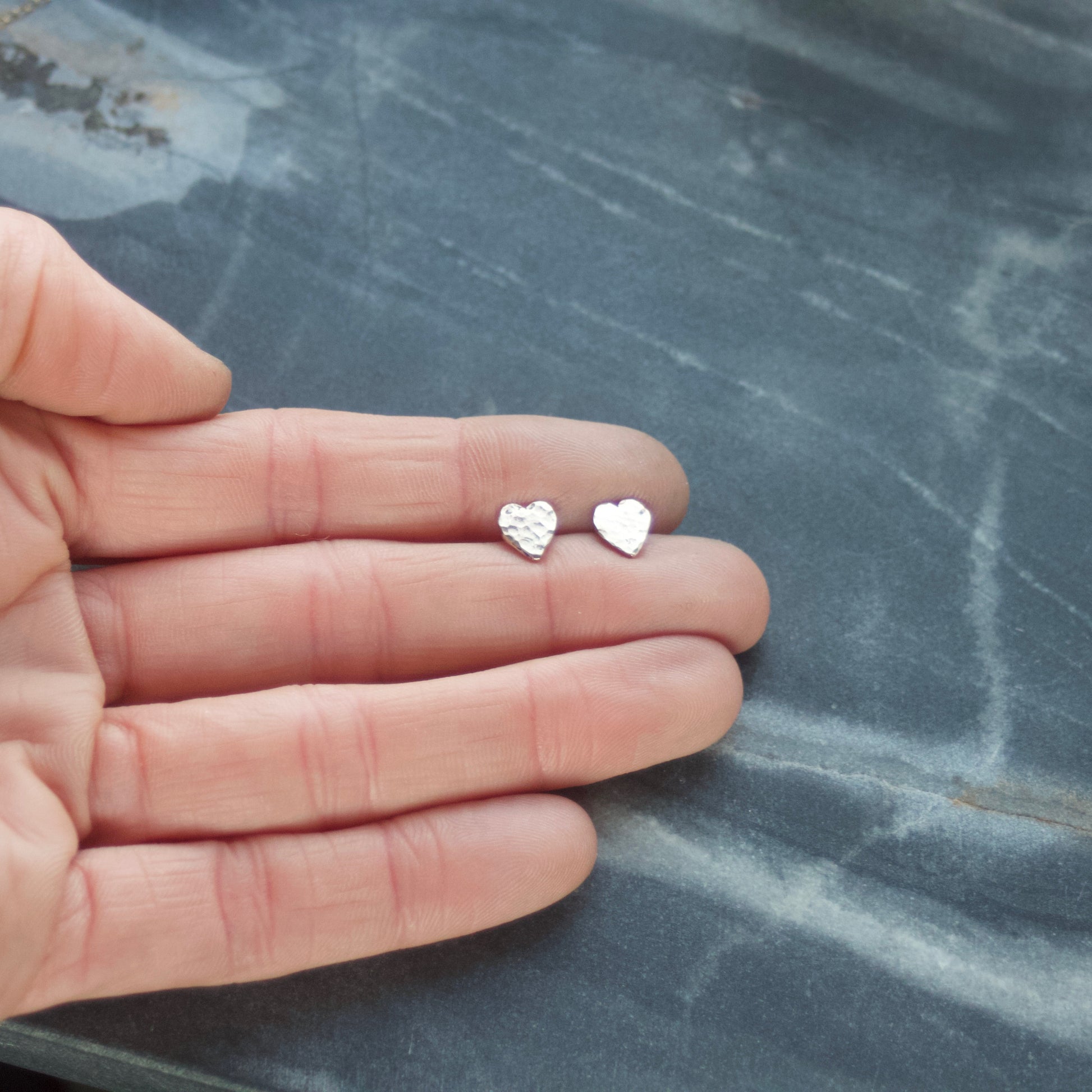 Solid 9ct Gold Hammered Heart Stud Earrings image 4