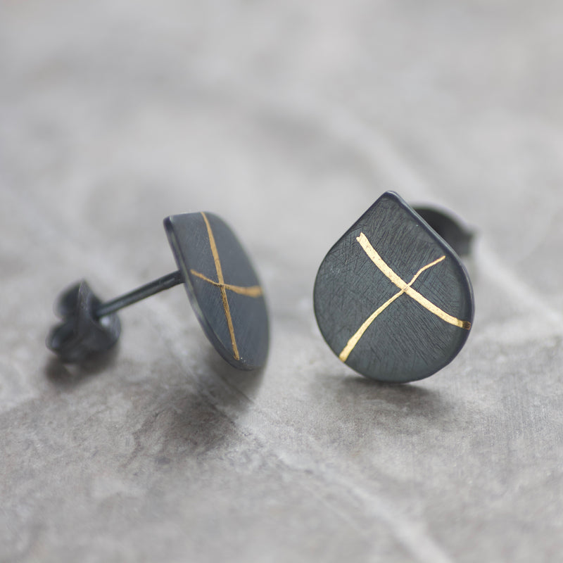 LC Oxidised 10mm X Keum Boo Stud Earrings image 2