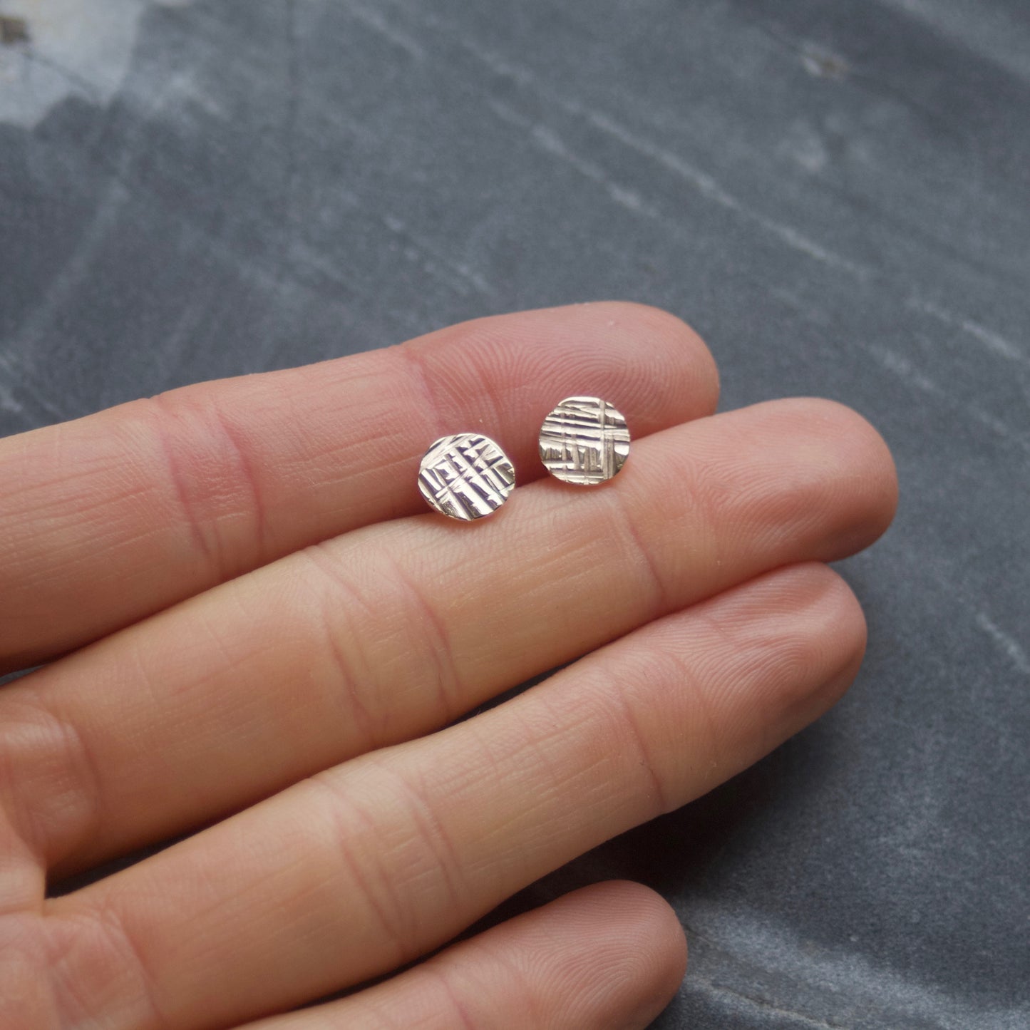 Recycled Solid 9ct Gold Criss Cross Disc Studs image 1