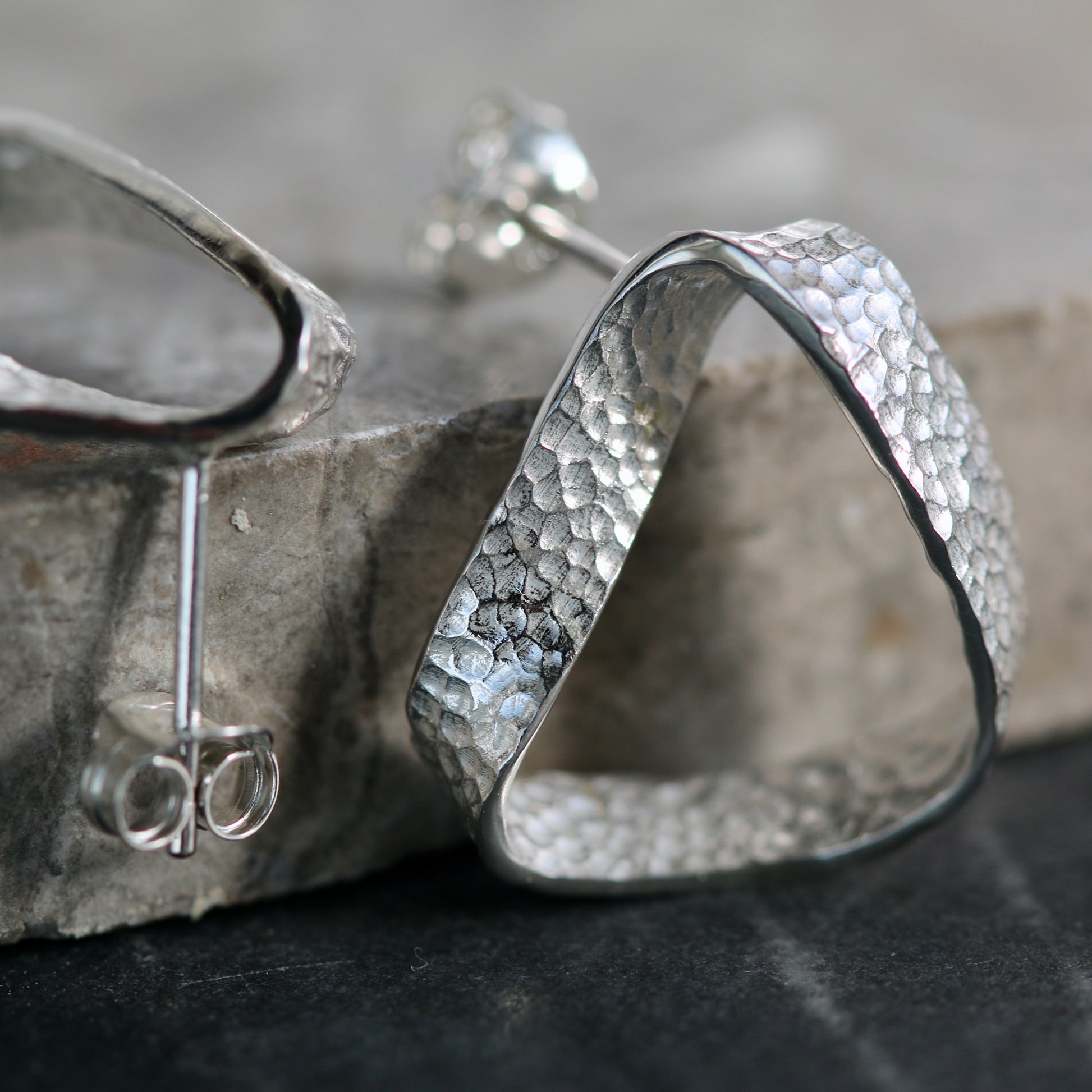 Silver Textured Möbius Twist Ribbon Studs image 1