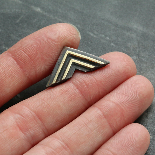 LABYRINTH Angle Brooch
