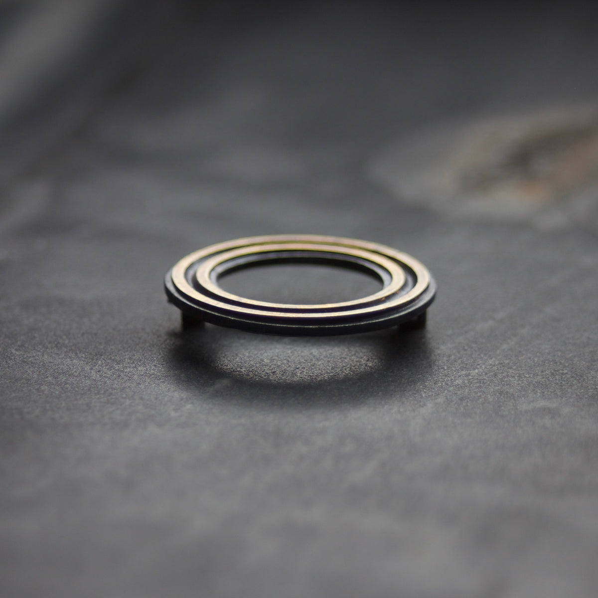 LABYRINTH Circle Brooch