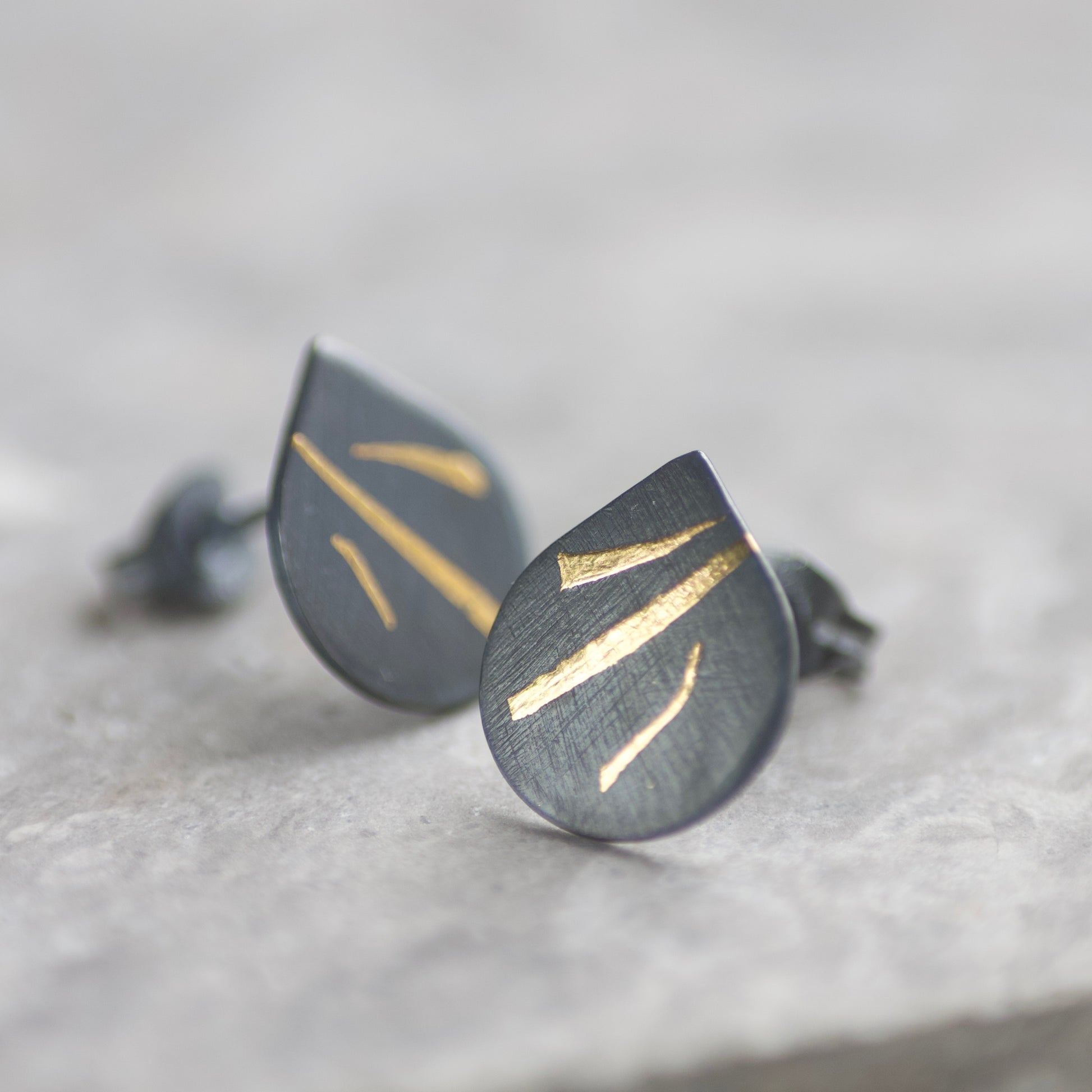 LC Oxidised 10mm Stripe Keum Boo Stud Earrings image 5