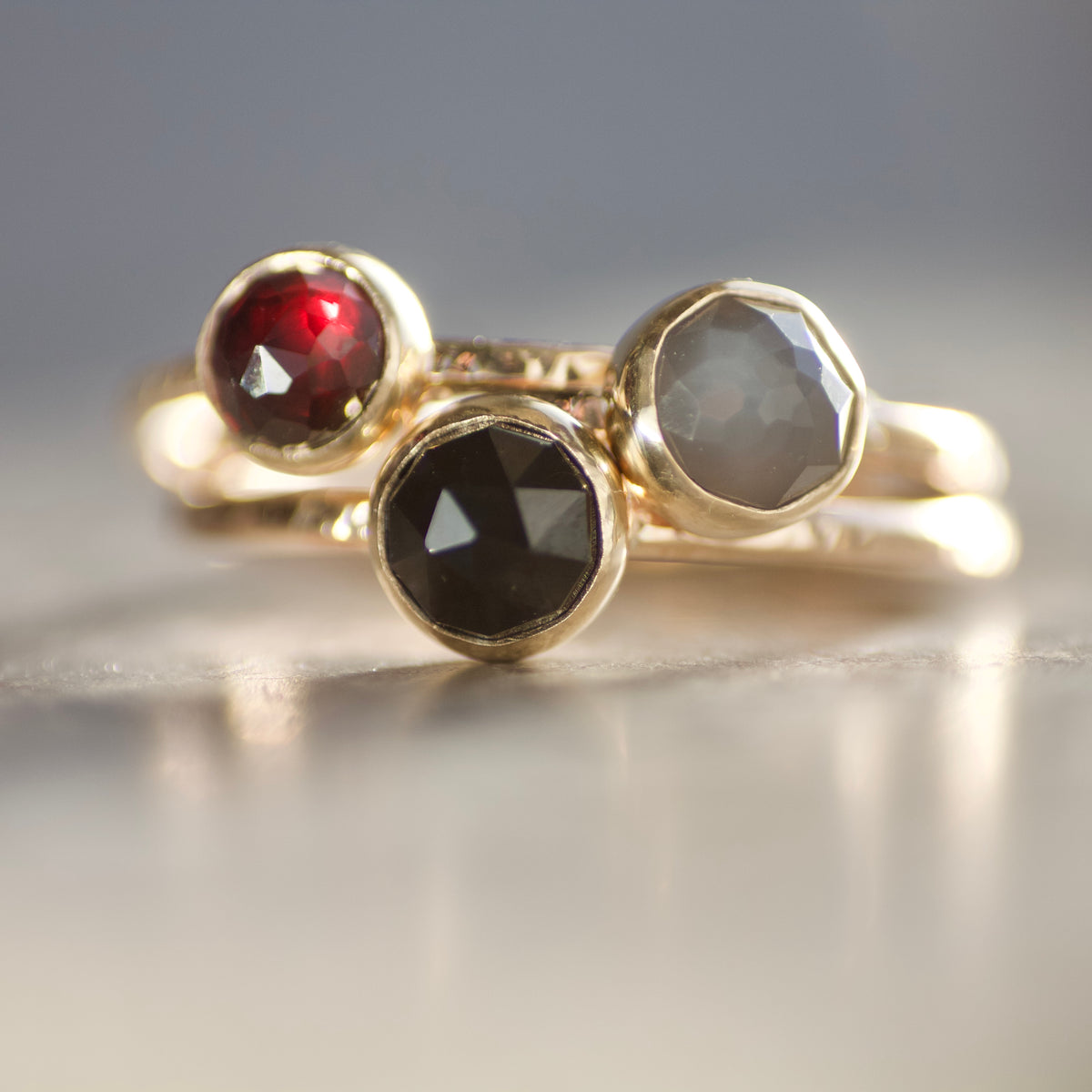 Solid 9ct Gold & Black Spinel Skinny Stacking Ring UK Size S ½ image 6