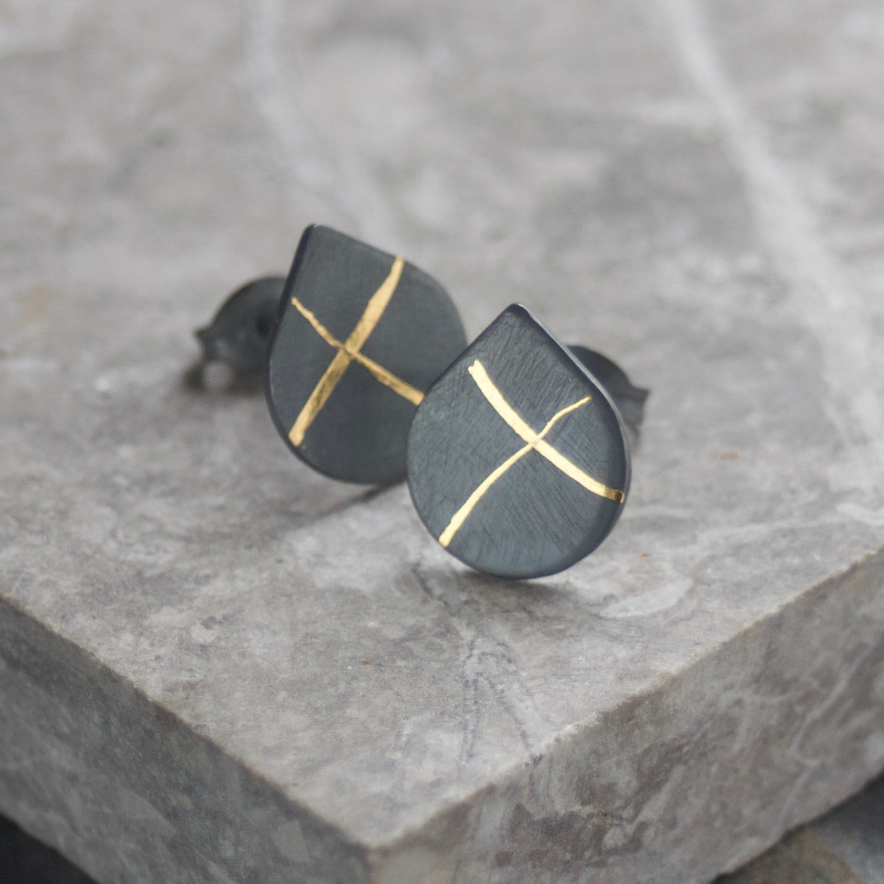 LC Oxidised 10mm X Keum Boo Stud Earrings image 1