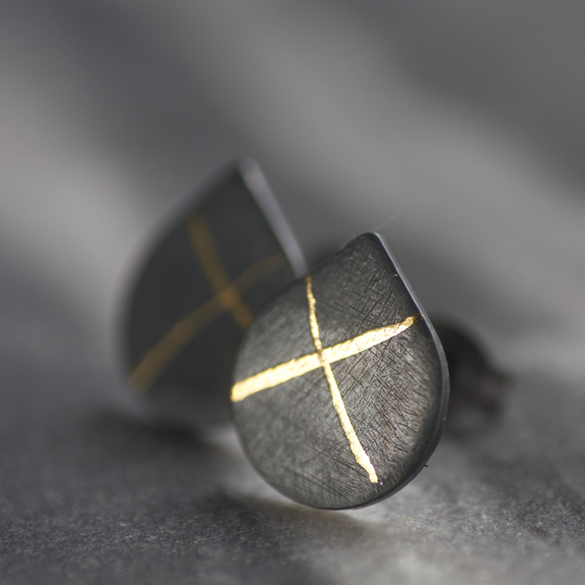 LC Oxidised 10mm X Keum Boo Stud Earrings image 4