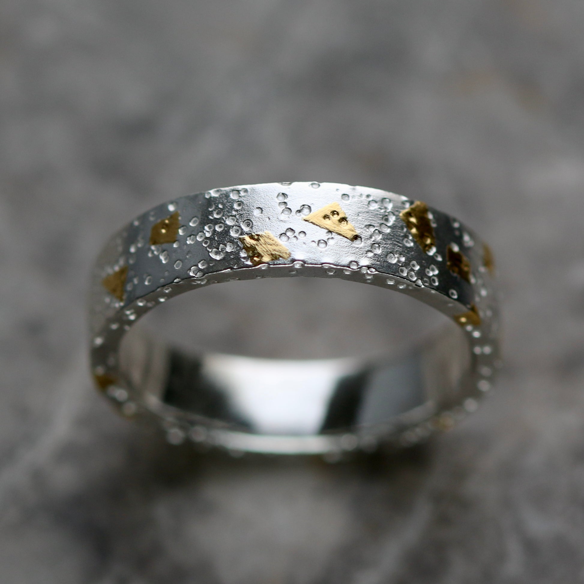 Black Diamond Confetti Keum Boo Textured 5mm Ring image 6