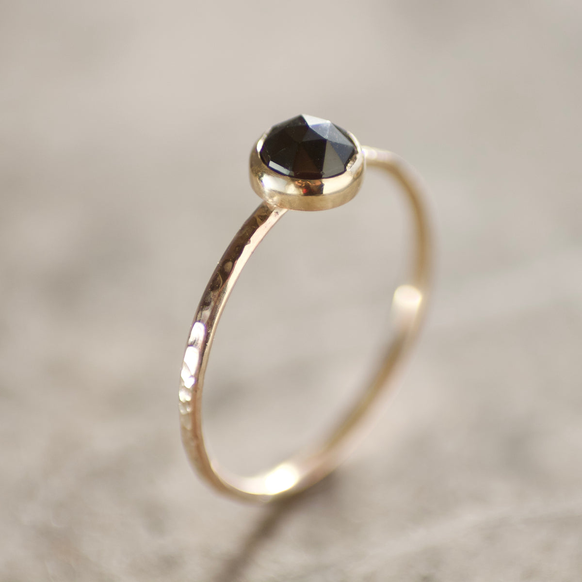 Solid 9ct Gold & Black Spinel Skinny Stacking Ring UK Size S ½ image 4