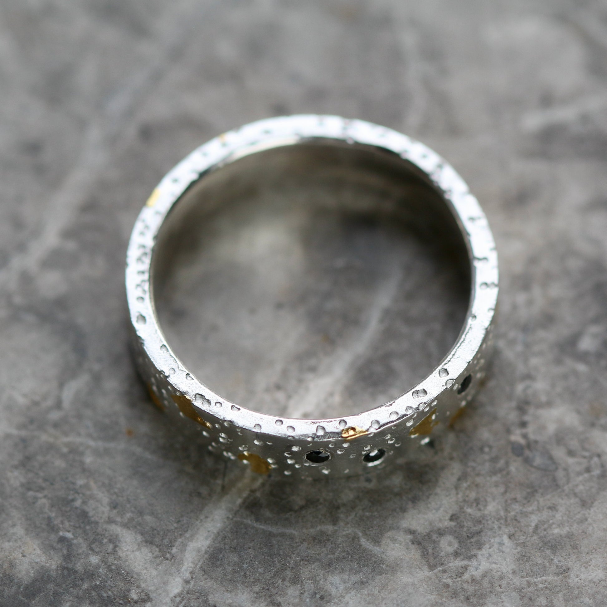 Black Diamond Confetti Keum Boo Textured 5mm Ring image 3