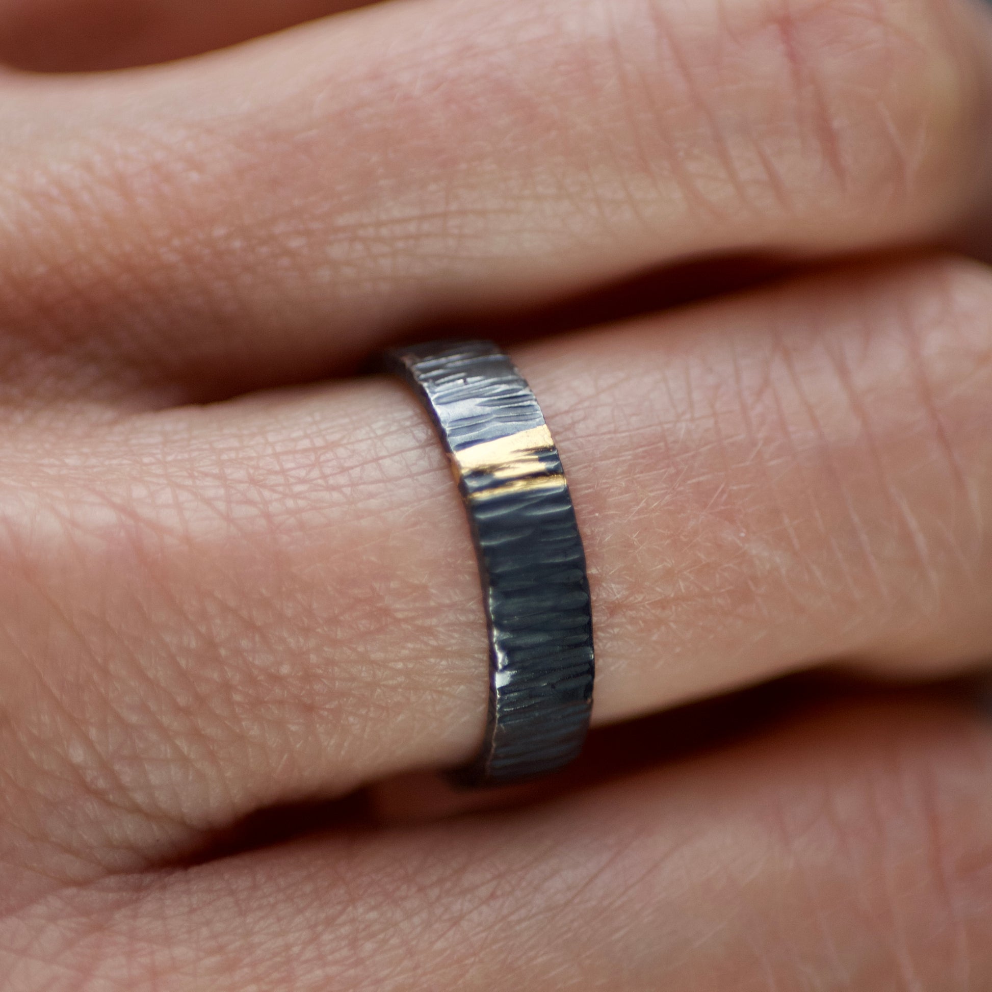 Oxidised Silver & Gold Linear Textured 4mm Ring image 2