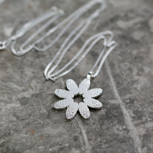 Floral Dot Textured Pendant Necklace image 0