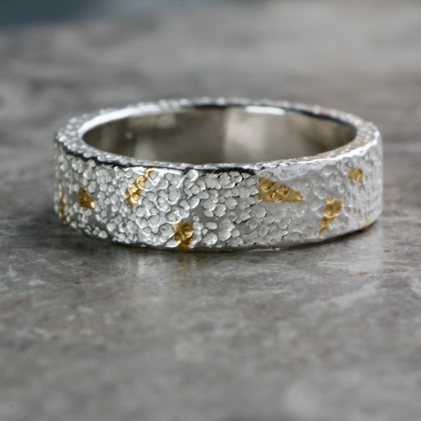 Confetti Keum Boo Silver & Gold Textured 4mm Ring image 2