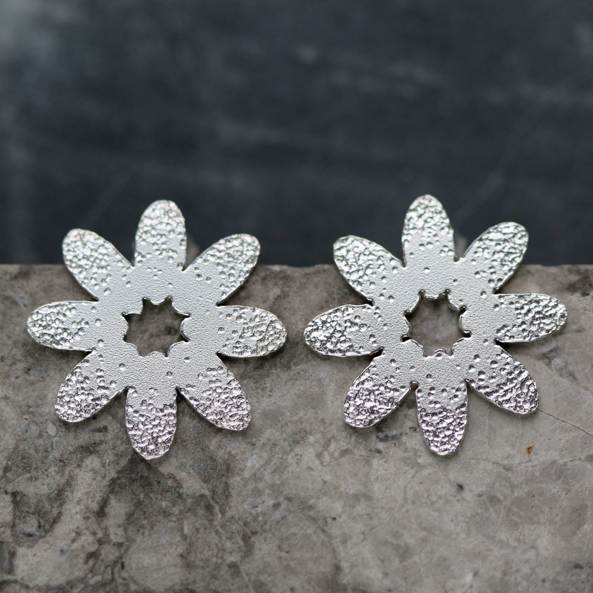Floral Dot Textured Stud Earrings image 4